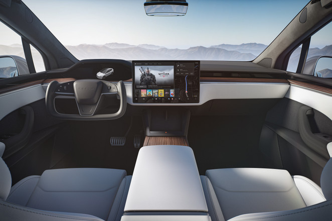 Tesla x plaid hotsell